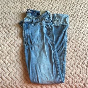 Hollister  jeans !